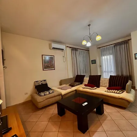 Accommodatie bij particulieren Guest Grand House Tirana